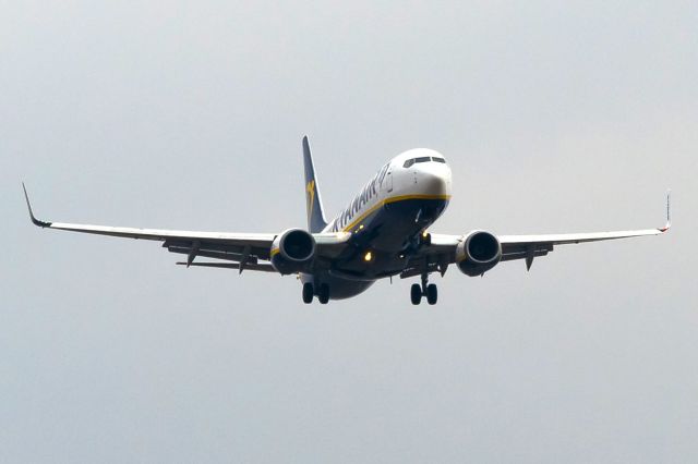 Boeing 737-800 (EI-EFG) - Spotting EPRZ