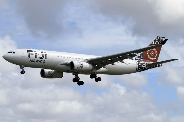 Airbus A330-200 (DQ-FJV)