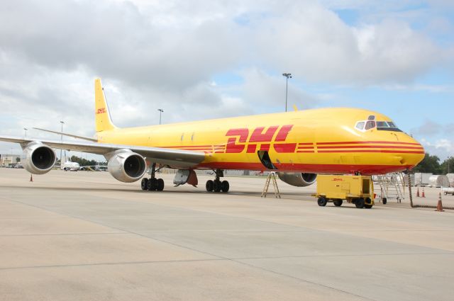 McDonnell Douglas DC-8-70 (N804DH)