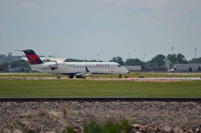 Canadair Regional Jet CRJ-200 (N449SW) - N449SW departing KFSD - 6-1-2012