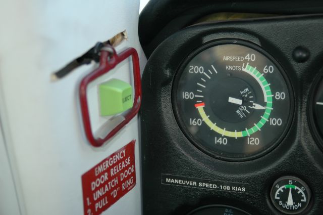 N4958A — - My "EJECT" setup    1979 Cessna A152 Aerobat Sparrowhawk 125 HP upgrade