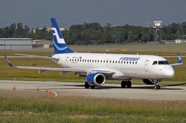 Embraer ERJ-190 (OH-LKE)