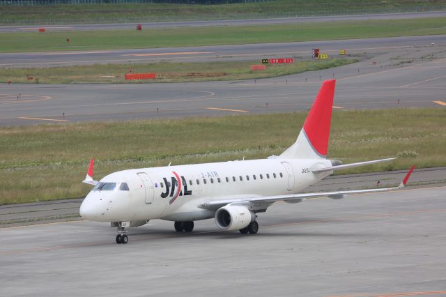 Embraer 170/175 (JA213J)