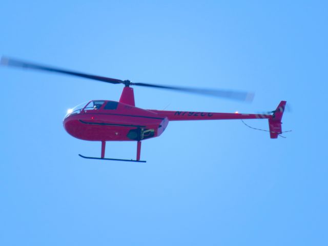 Robinson R-44 (N792CC)