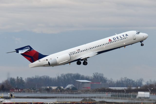 Boeing 717-200 (N934AT)