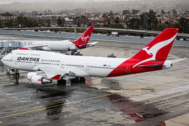 Boeing 747-400 (VH-OEG)