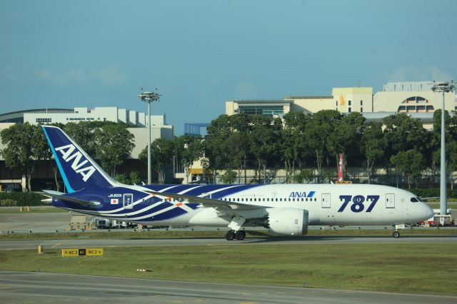 Boeing 787-8 (JA801A)