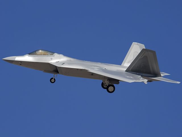 Lockheed F-22 Raptor (09-4178) - On approach to land on Runway 30 during Air Force Heritage Conference.