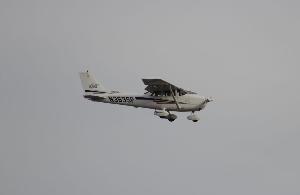 Cessna Skyhawk (N363SP)