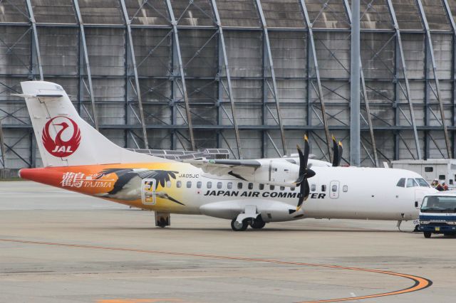 Aerospatiale ATR-42-300 (JA05JC)