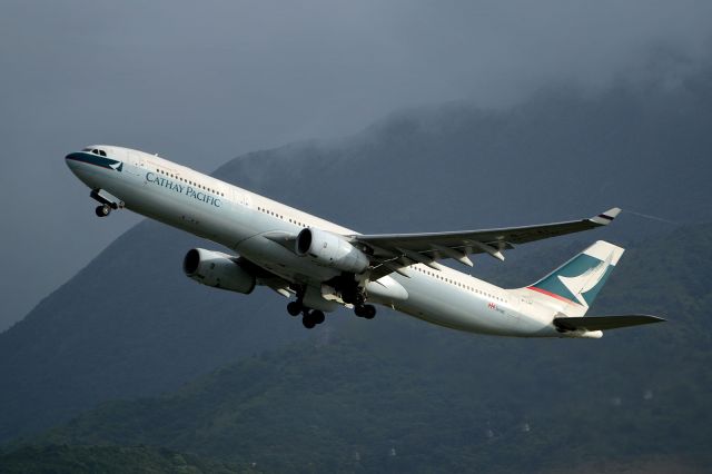 Airbus A330-300 (B-LAI)