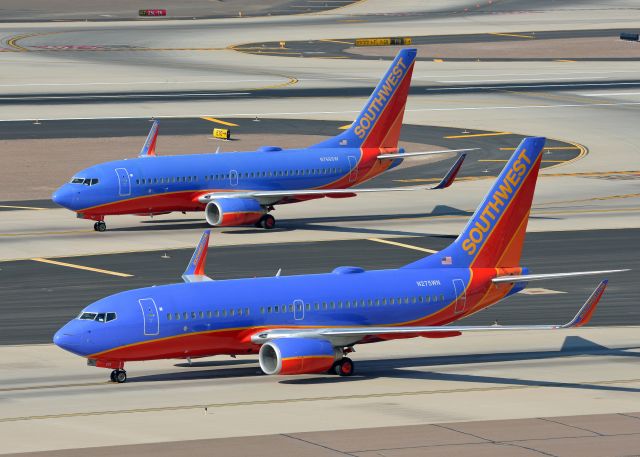 Boeing 737-700 (N257SW)