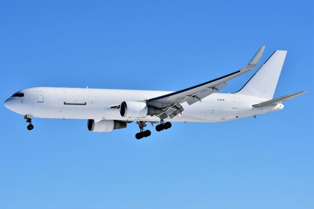 BOEING 767-300 (C-GAJG) - Cargojet Airways Boeing 767-323(ER)(BDSF) arriving at YYC on Mar 5.