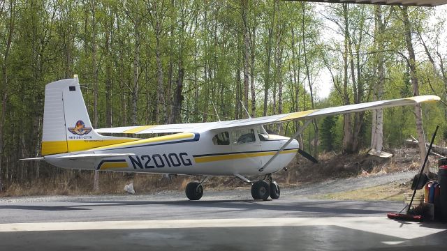 Cessna Skylane (N2010G)