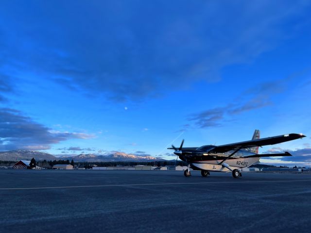 Quest Kodiak (N242KQ)