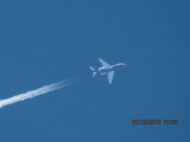 Canadair Challenger 350 (N573FX)