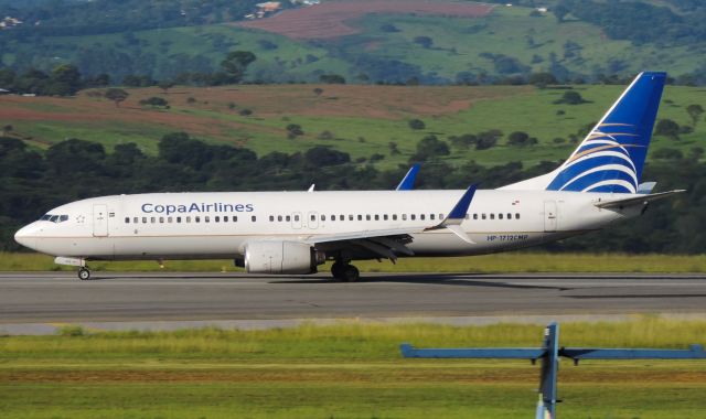 Boeing 737-800 (HP-1712CMP)