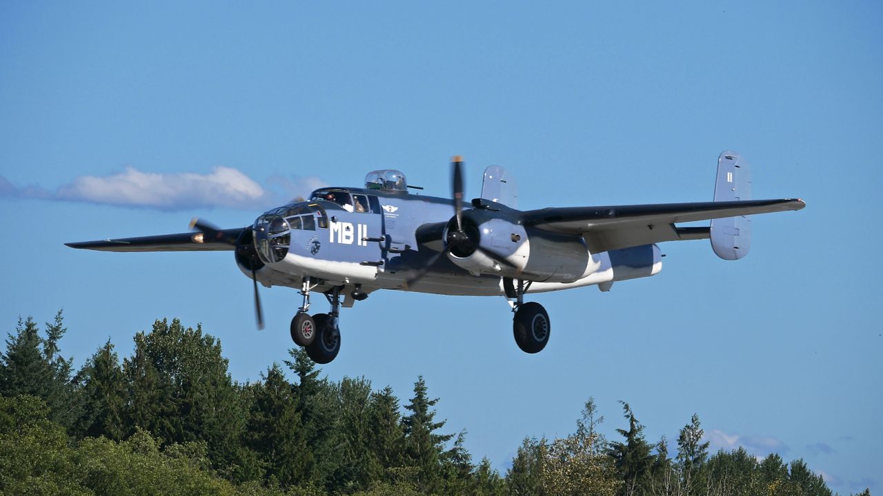 North American TB-25 Mitchell (N5865V) - CAFs North American B-25J-30 (PBJ) / SN: 44-30988 / "Semper Fi" on final to Rwy 34L on 7.22.17.