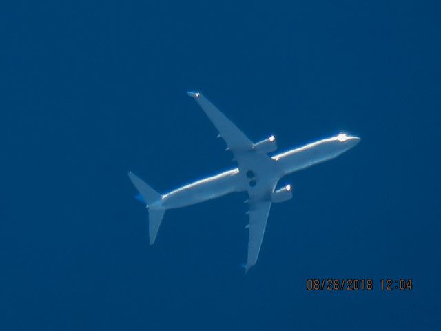 Boeing 737-900 (N62895)