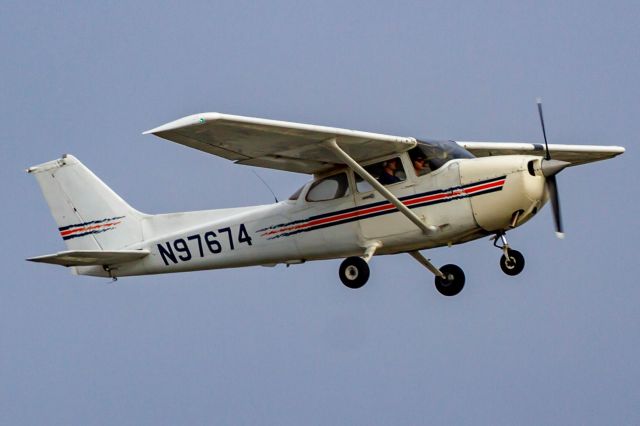 Cessna Skyhawk (N97674)