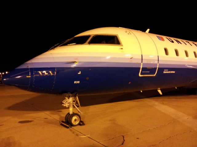 Canadair Regional Jet CRJ-200 (N836AS)