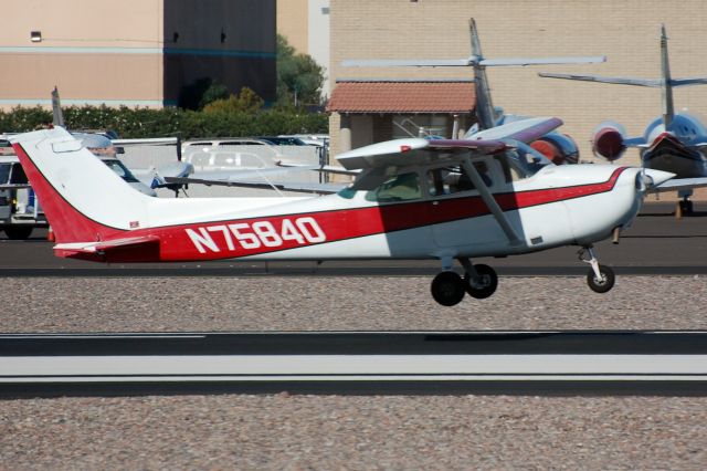 Cessna Skyhawk (N75840)