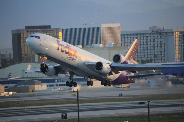 Boeing MD-11 (N594FE)