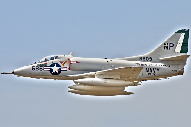 SINGAPORE TA-4 Super Skyhawk (N49WH)