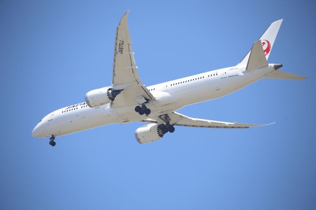Boeing 787-9 Dreamliner (JA870J)