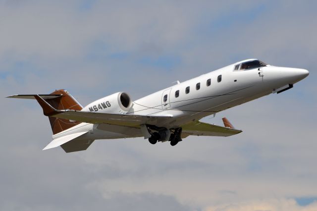 Learjet 60 (N64MG)