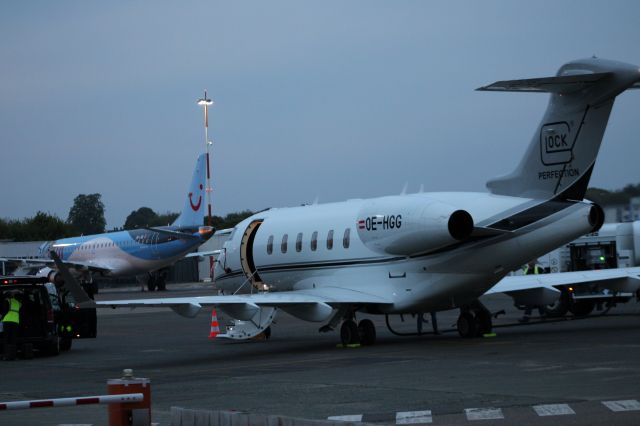 Canadair Challenger 350 (OE-HGG)