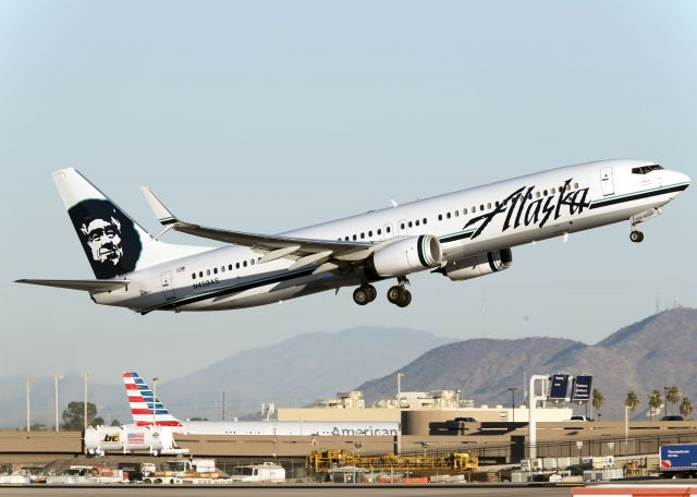 Boeing 737-900 (N459AS)