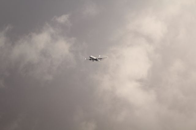 Boeing 737-800 (ASA9744)