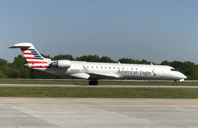 Canadair Regional Jet CRJ-700 (N520DC)