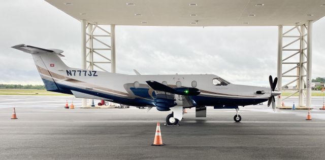 Pilatus PC-12 (N777JZ)