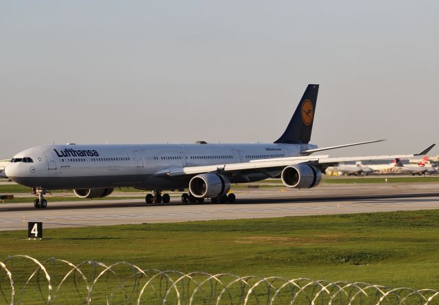 Airbus A340-600 (D-AIHP)