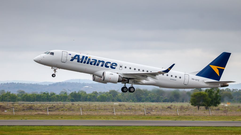 Embraer ERJ-190 (VH-UYZ)