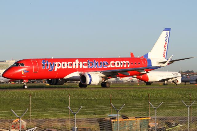 Embraer ERJ-190 (VH-ZPM)