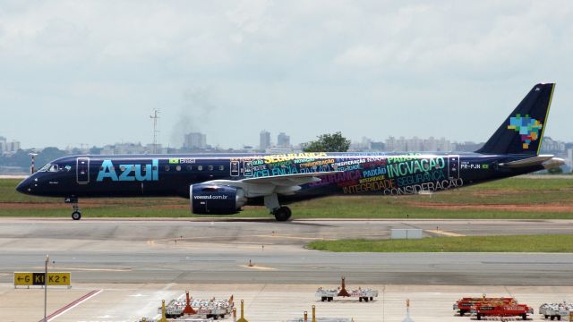 EMBRAER ERJ-190-400 (PR-PJN)