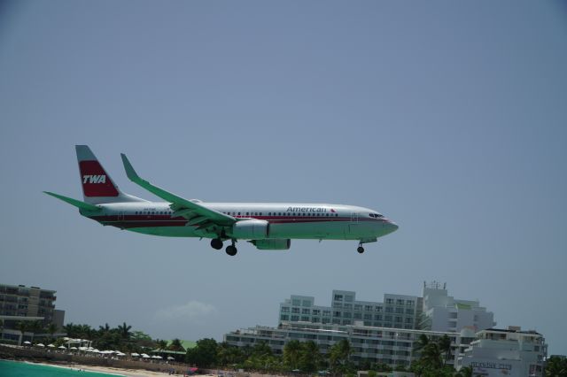 N915NN — - Great Throwback at Maho Beach