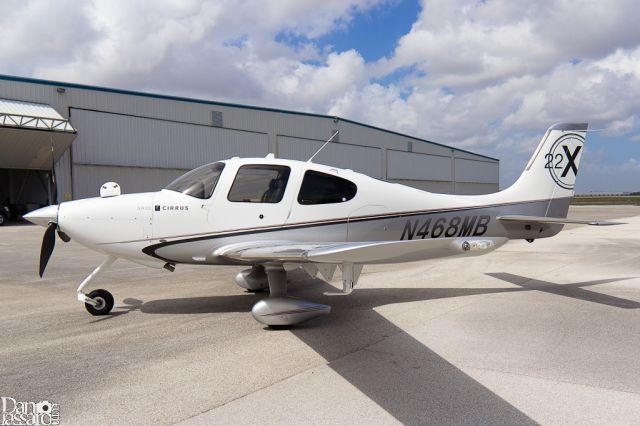 Cirrus SR-22 (N468MB)