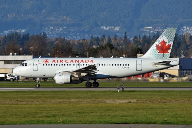 Airbus A319 (C-FYJI)