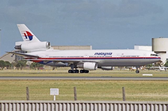 McDonnell Douglas DC-10 (9M-MAZ) - Adelaide Airport, 16 November 1990. 