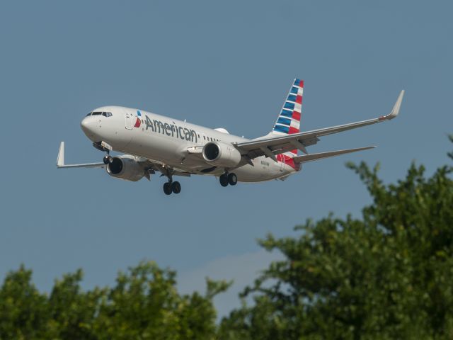 Boeing 737-800 (N865NN) - 4/11/2020