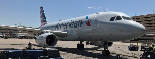 Airbus A319 (N830AW) - PHX barry m. goldwater terminal 4 N2 alpha 5 08MAY19