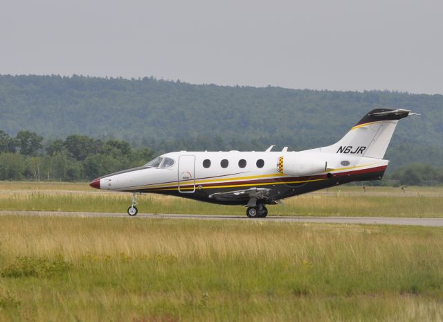 Beechcraft Premier 1 (N6JR) - N6JR on taxi for takeoff, July 15, 2012 at KCON.