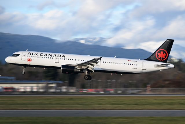 Airbus A321 (C-FGKP)