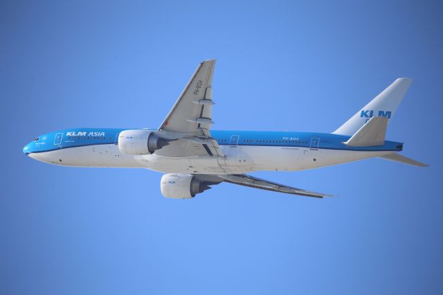 Boeing 777-200 (PH-BQH)