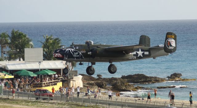 CURTISS Warhawk (N5672V)