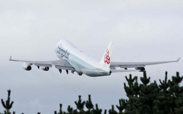 Boeing 747-400 (LX-ICL) - cargolux b747-400f lx-icl dep shannon 12/10/17.